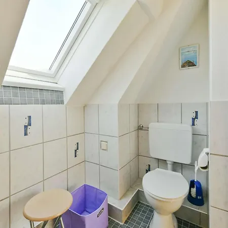 Haus Strandperle - Ferienwohnung Dach * Juist