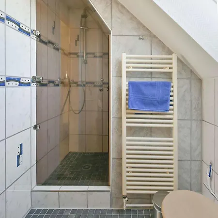 Haus Strandperle - Ferienwohnung Dach * Juist