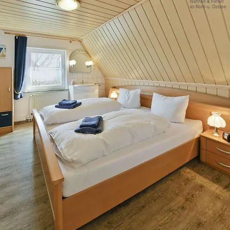 Haus Strandperle - Ferienwohnung Dach Apartamento Juist